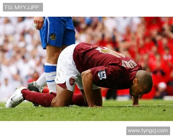 退役足球明星的告别时刻与未来展望的深情回顾