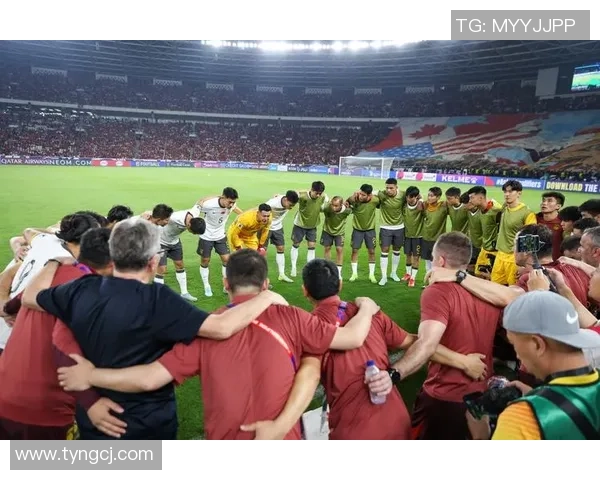 足球明星雨伞的真实身份揭秘及其背后的故事分析 足球明星雨伞的真实身份揭秘及其背后的故事分析